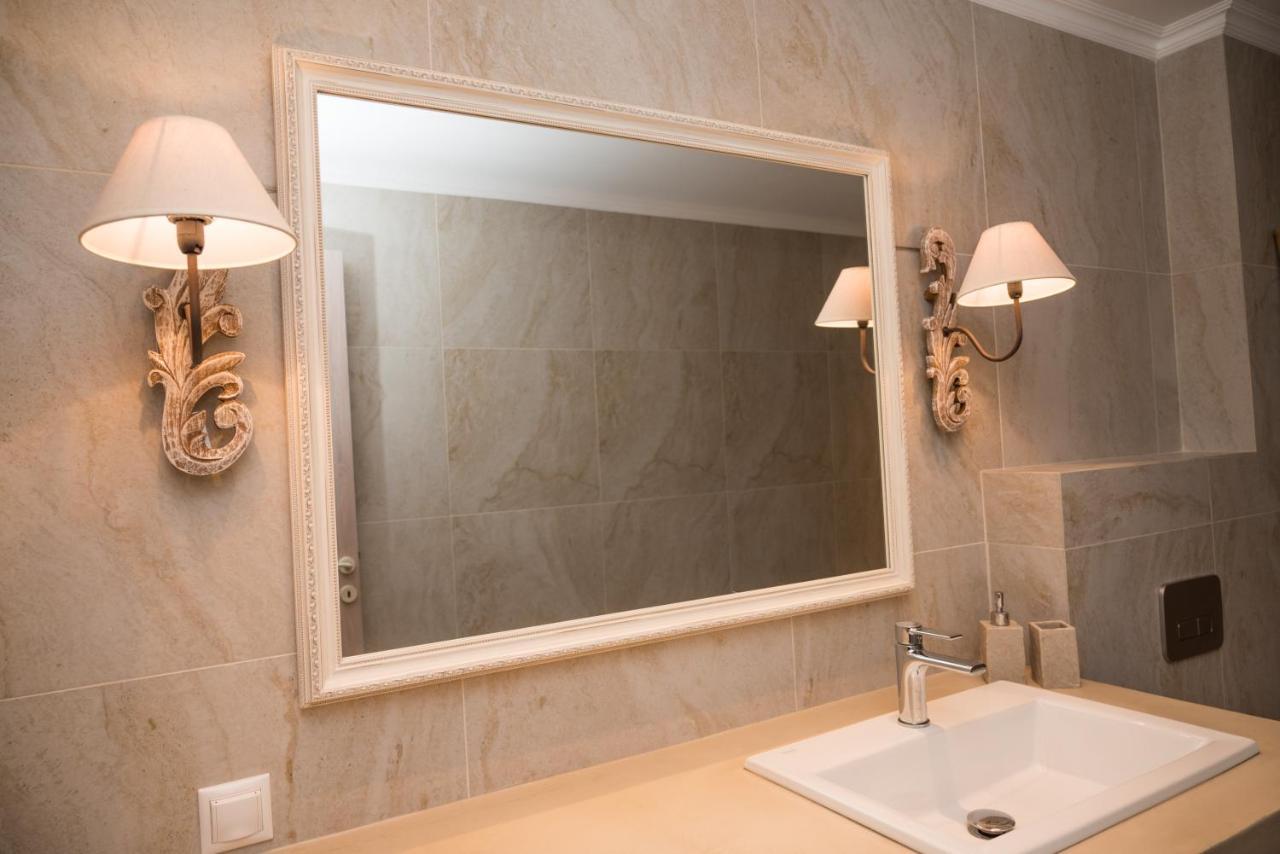 Efmar Exclusive Residences Gythio Bagian luar foto